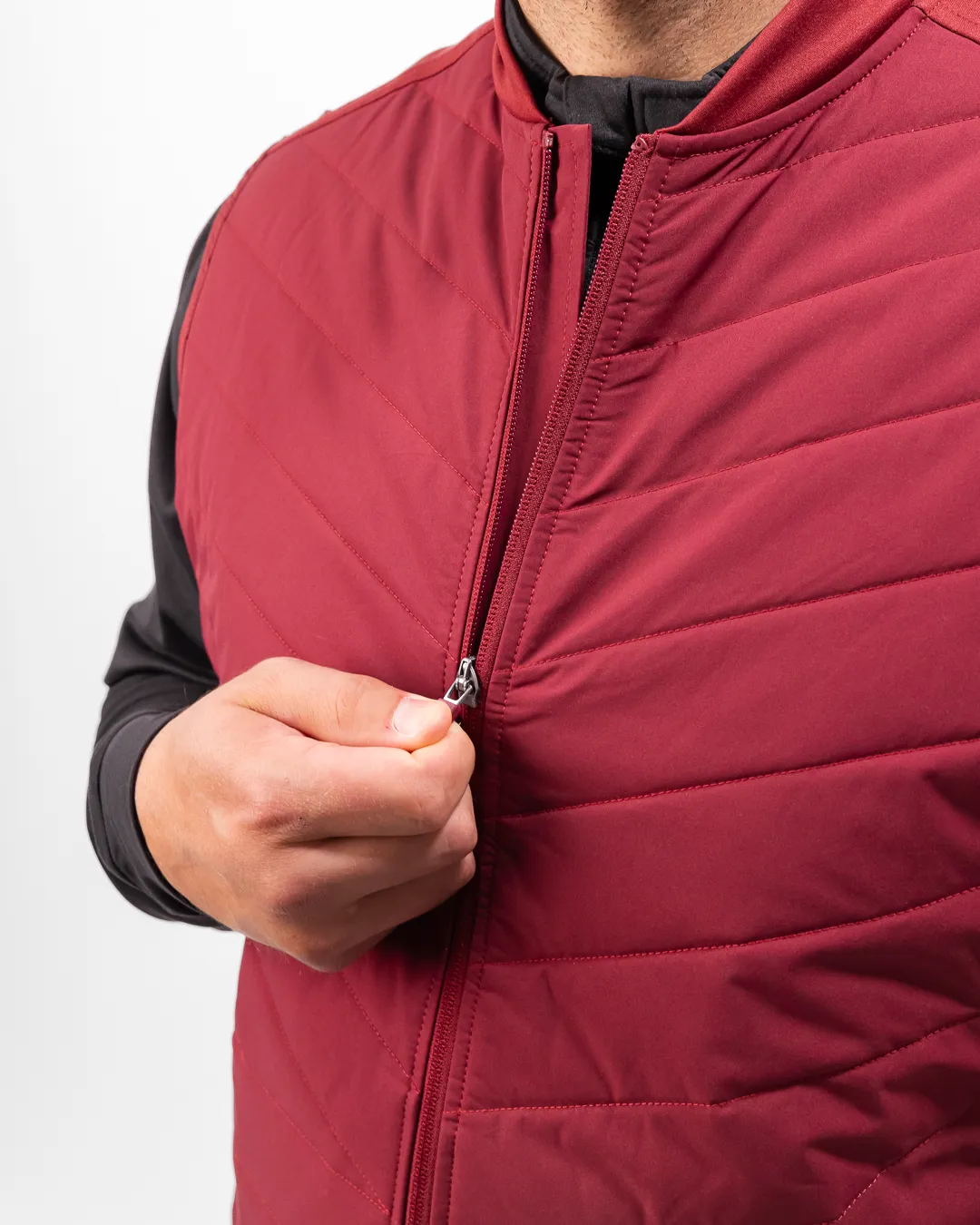 Approach Vest - Garnet