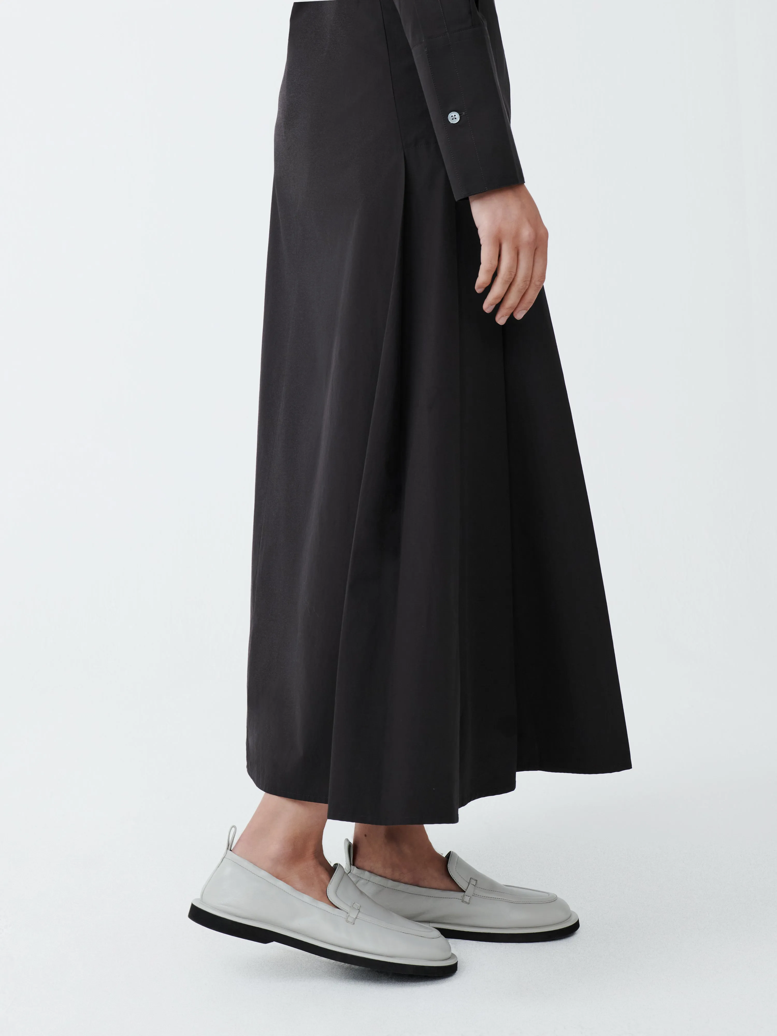 Lawson Skirt in Black Grape