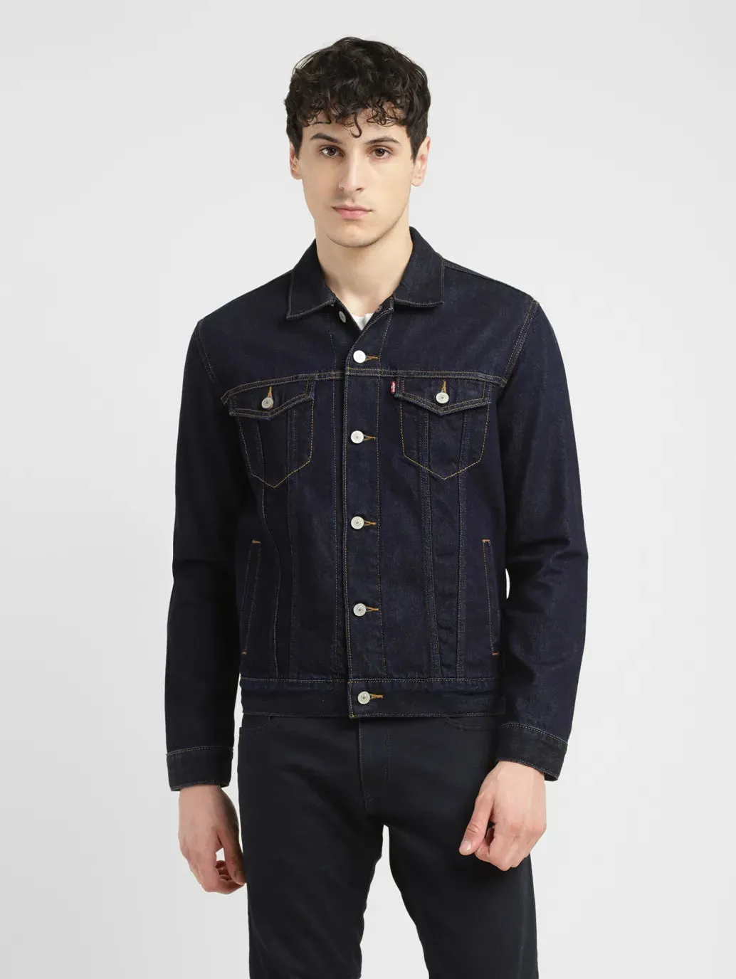 Men's Embroidered Spread Collar Denim Jacket