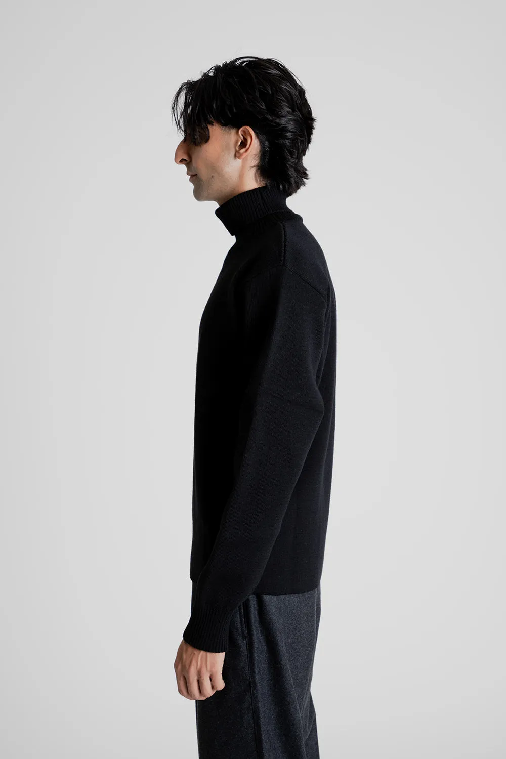 Saint Pol Turtleneck Jumper - Black