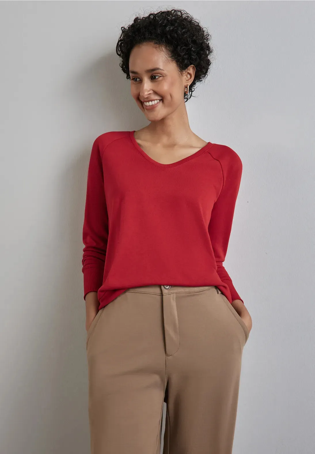 Street One V Neck Jumper with ribbed Waist band and cuffs. Red Or Black